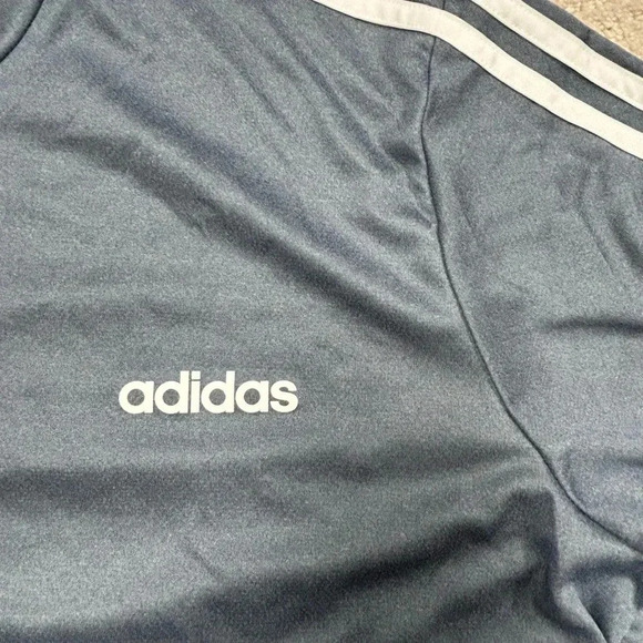 Men’s Adidas Blue/ Grey Short Sleeve Shirt Size 2XL XXL - Picture 2 of 4